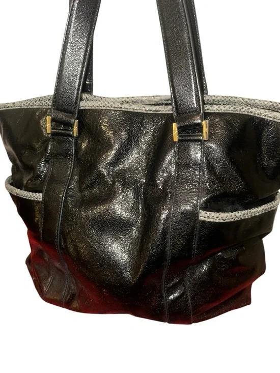 Tory Burch Black Leather Tote with Logo Medallion - Picture 10 of 17